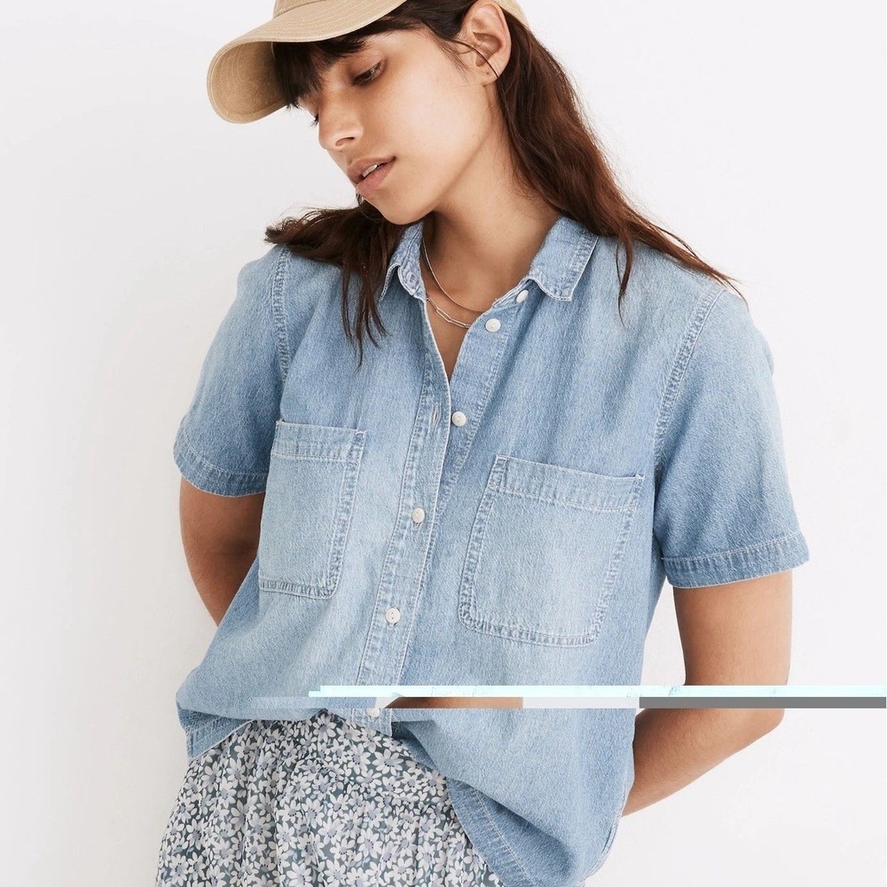 Madewell Denim Short-Sleeve Button-Up Shirt in Brickton Wash Size Medium